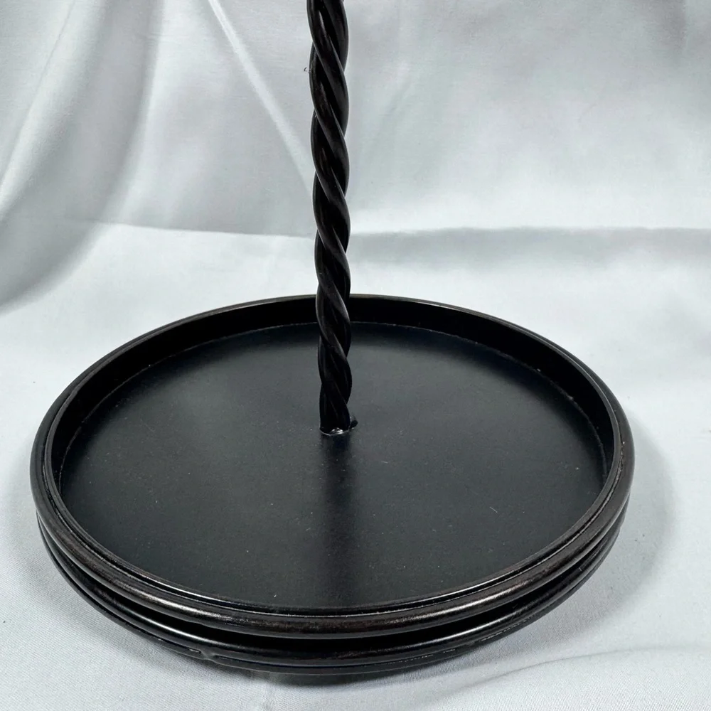 Sleek Black‎ Jewelry Organizer